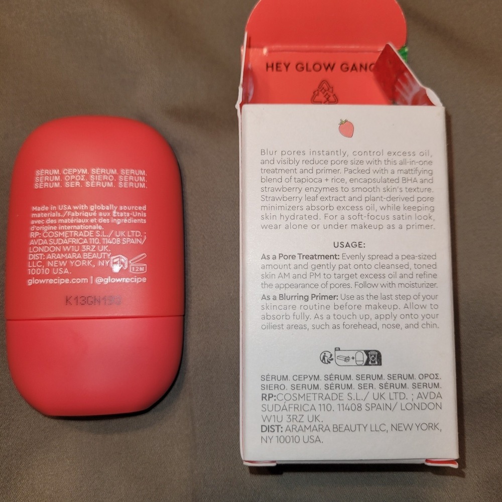 Glow Recipe Strawberry BHA Pore Smooth Blur Drops - 30ml / 1 Fl. Oz - Picture 2 of 3
